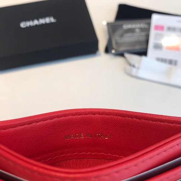 シャネル財布全体デザイン